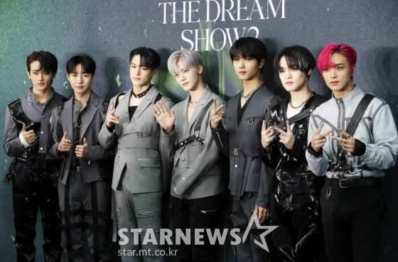 그룹 NCT DREAM(엔시티 드림)이 8일 오후 서울 송파구 잠실 올림픽주경기장에서 열린 두 번째 단독 콘서트 'THE DREAM SHOW2 - In A DREAM'(더 드림 쇼2 - 인 어 드림) 기자회견에 참석해 포토타임을 갖고 있다. 2022.09.08 /사진=김창현 기자 chmt@