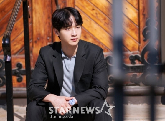 영화 '늑대사냥'(감독 김홍선)의 배우 장동윤이 23일 진행된 인터뷰를 위해 포즈를 취하고 있다. /사진제공=TCO(주)더콘텐츠온 2022.09.23 /사진=이동훈 기자 photoguy@