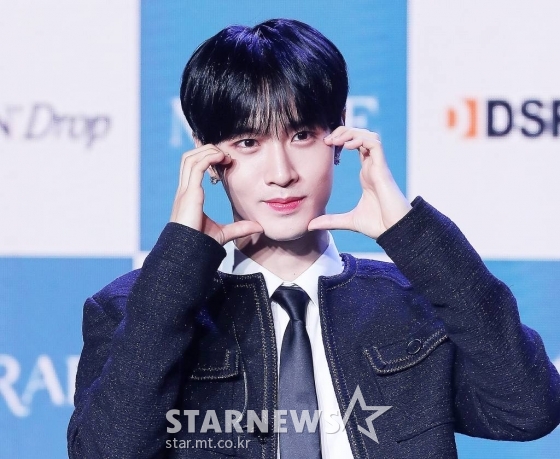 그룹 미래소년 카엘이 28일 오후 서울 강남구 청담동 일지아트홀에서 열린 네 번째 미니앨범 'Ourturn' 발매 기념 쇼케이스에 참석해 포즈를 취하고 있다. 미래소년의 새 앨범 'Ourturn'에는 타이틀곡 'Drop N' Drop'을 시작으로 'Welcome To The Future', 'Daydreamin'', 'What Are You Doing?', 'Falling Stars'까지 총 다섯 곡이 수록됐다. 2022.09.28 /사진=김창현 기자 chmt@