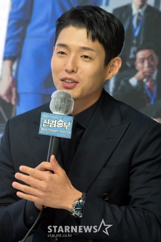 배우 하준이 5일 오후 서울 여의도 KBS별관에서 진행된 KBS 2TV 수목극 '진검승부' 온라인 제작발표회에 참석해 인사말을 하고 있다. 2022.10.05 /사진=임성균 기자 tjdrbs23@