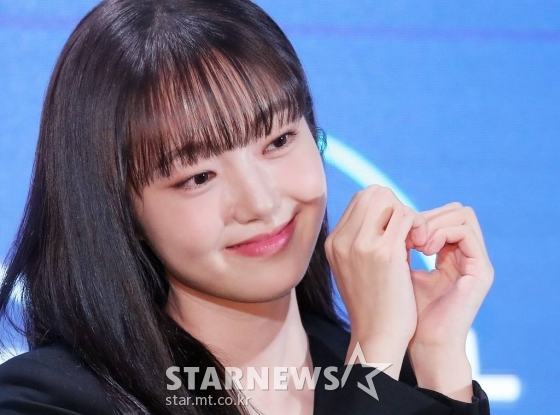 배우 김혜준이 7일 오전 부산 해운대구 그랜드 조선에서 열린 디즈니+ 오리지널 시리즈 '커넥트' 기자간담회에 참석해 포즈를 취하고 있다.  '커넥트'는 죽지 않는 몸을 가진 새로운 인종, '커넥트' 동수가 장기밀매 조직에게 납치당해 한쪽 눈을 빼앗긴 뒤, 자신의 눈이 대한민국을 떠들썩하게 만든 연쇄살인마에게 이식됐다는 것을 알고 그를 쫓는 지독한 추격을 담아낸 이야기다. 12월 공개 예정. 2022.10.07 /사진=김창현 기자 chmt@