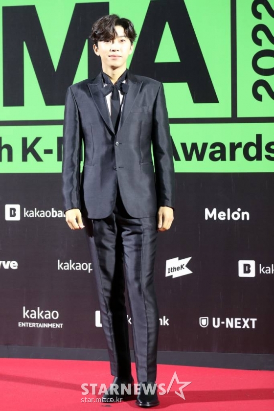 가수 임영웅이 26일 오후 서울 구로구 고척스카이돔에서 열린 'MMA2022' 시상식 레드카펫에서 포즈를 취하고 있다. 2022.11.26 /사진=임성균 기자 tjdrbs23@