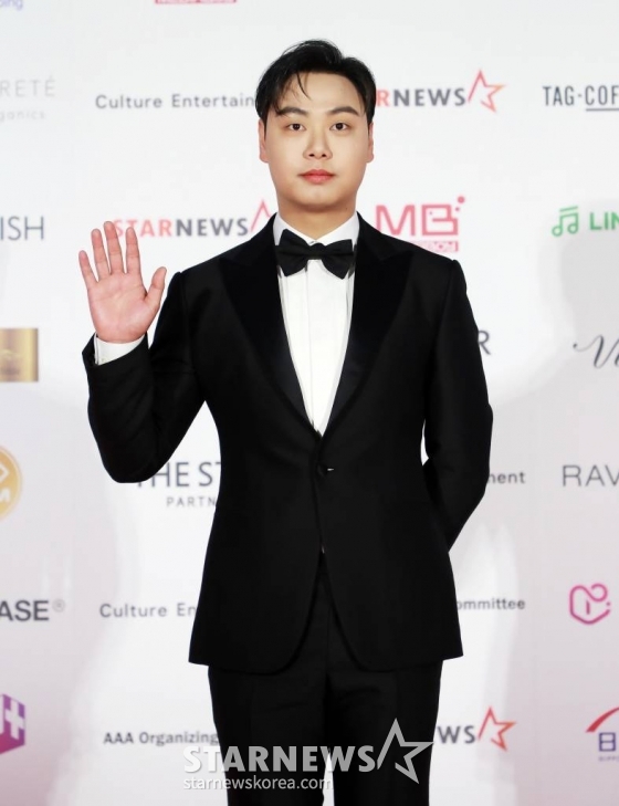 배우 임재혁이 13일 오후 일본 나고야 니혼가이시홀에서 열린 스타뉴스-미디어보이 주최 '2022 Asia Artist Awards IN JAPAN'(2022 아시아 아티스트 어워즈, 이하 2022 AAA) 레드카펫 행사에 참석해 포즈를 취하고 있다. 스타뉴스와 미디어보이가 주최하고 Asia Artist Awards 조직위원회와 더스타파트너, 컬쳐 엔터테인먼트가 공동 주관하는 글로벌 NO.1 시상식 '2022 AAA'에는 올 한 해 동안 국내외에서 많은 사랑을 받은 가수, 배우들이 참석해 눈을 뗄 수 없는 화려한 글로벌 축제의 장을 펼친다. 2022.12.13 /사진=이동훈 기자 photoguy@