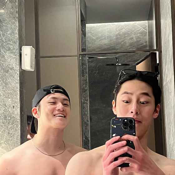 신승호와 이재욱./사진=이재욱 인스타그램