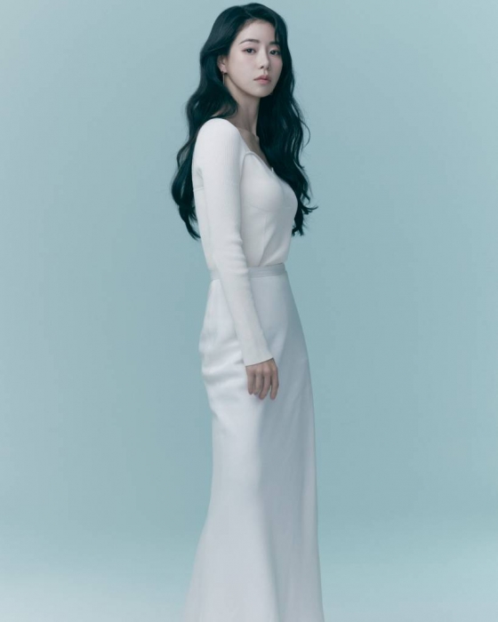 넷플릭스 오리지널 드라마 '더 글로리'의 배우 임지연이 17일 오전 진행된 인터뷰를 위해 포즈를 취하고 있다. /사진제공=넷플릭스 2023.03.17 /사진=이동훈 기자 photoguy@
