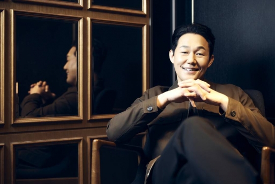 영화 '웅남이'(감독 박성광) 배우 박성웅이 20일 진행된 인터뷰를 위해 포즈를 취하고 있다. 반달곰이라는 특별한 '비밀'을 가진 사나이가 특유의 짐승 같은 능력으로 국제 범죄 조직에 대항하여 공조 수사를 하며 벌어지는 코믹 액션 '웅남이'는 오는 22일 개봉한다. /사진제공=워너비펀 2023.03.20 /사진=이동훈 기자 photoguy@