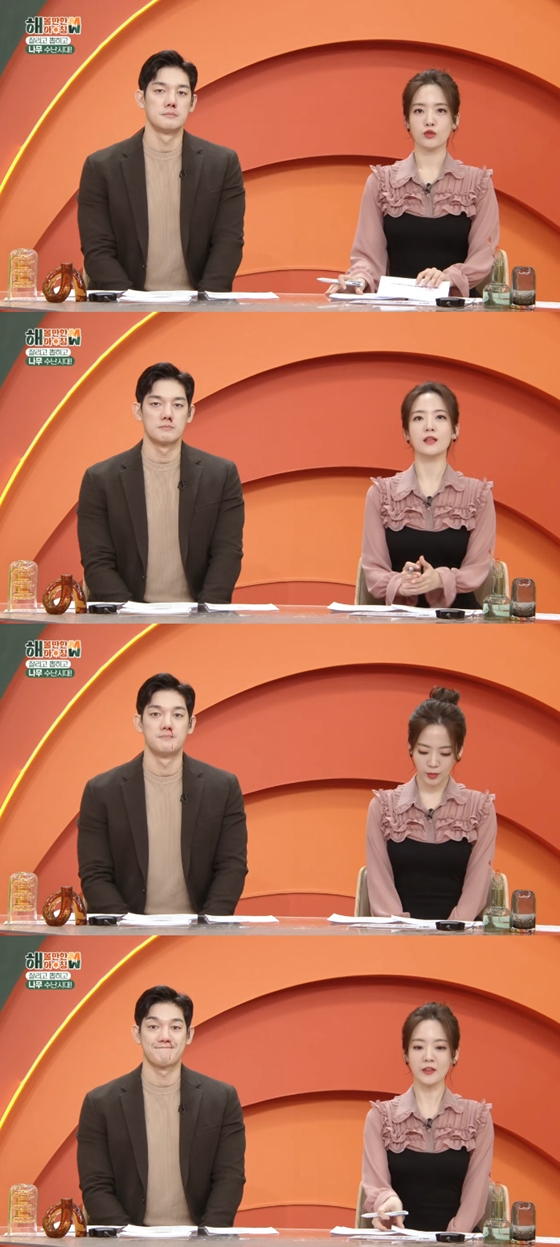 KBS 2TV '해 볼만한 아침 M&W'의 MC 박재민(사진 왼쪽)이 생방송 중 코피를 흘렸다./사진=KBS 2TV '해 볼만한 아침 M&W' 방송 화면 캡처