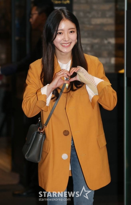 22일 서울 여의도 한 웨딩홀에서 KBS 주말드라마 ‘월계수 양복점 신사들’ 종방연이 진행되고 있다. 조윤희 이세영 박준금 이동건 구재이 오현경 라미란 차주영 /사진=이동훈 기자 photoguy@