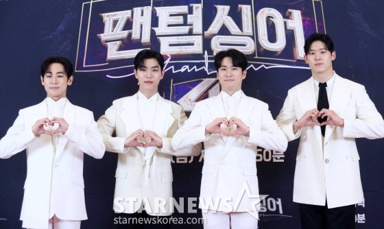 JTBC '팬텀싱어4' 결승 진출한 리베란테가 2일 오후 서울 동대문구 경희대학교 평화의 전당에서 진행된 포토콜 행사에 참석해 포즈를 취하고 있다. 2023.06.02 /사진=김창현 기자 chmt@