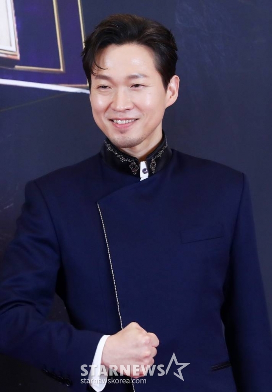 JTBC '팬텀싱어4' 결승 진출한 포르테나 이동규가 2일 오후 서울 동대문구 경희대학교 평화의 전당에서 진행된 포토콜 행사에 참석해 포즈를 취하고 있다. 2023.06.02 /사진=김창현 기자 chmt@