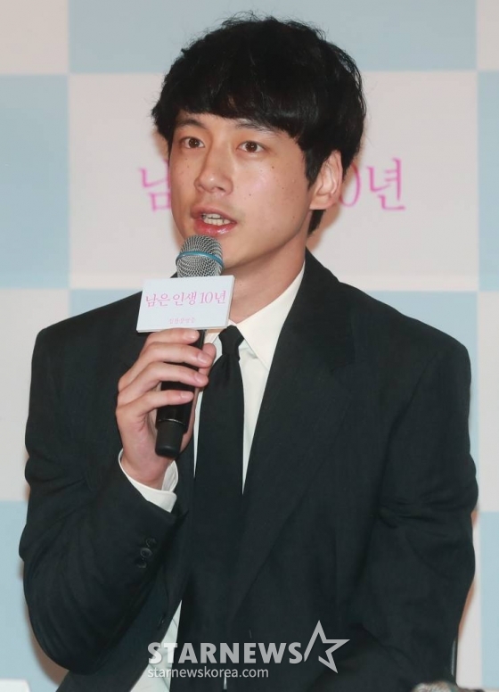 배우 사카구치 켄타로가 5일 오전 서울 CGV용산아이파크몰에서 진행된 영화 '남은 인생 10년'(감독 후지이 미치히토) 기자간담회에 참석해 질문에 답하고 있다. '남은 인생 10년'은 스무 살에 난치병을 선고받은 마츠리가 삶의 의지를 잃은 카즈토를 만나 눈부신 사계절을 장식하는 사랑을 그린 영화다. /2023.06.05 /사진=이동훈 기자 photoguy@