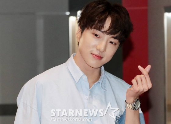 위너 강승윤이 1일 오전 서울 강남구 청담동 태그호이어 청담 부티크에서 진행된 '아쿠아레이서 프로페셔널 300' 출시 기념 행사에 참석해 포즈를 취하고 있다. 2021.07.01 /사진=김창현 기자 chmt@