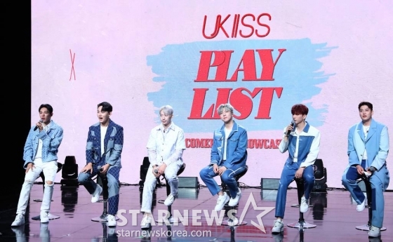 그룹 유키스가 28일 오후 서울 강남구 청담동 일지아트홀에서 진행된 미니앨범 'PLAY LIST' 발매 기념 쇼케이스에 참석해 근황 토크를 하고 있다. 유키스의 이번 앨범에는 타이틀곡 '갈래! (The Wonderful Escape)'를 포함해 멤버 기섭의 자작곡 'Dear. Mom'(디어 맘), 팬들을 향한 애틋한 마음을 담은 '기억해줘 (Memories)' 등 유키스만의 음악적 색채를 녹여낸 총 5곡이 수록됐다. 2023.06.28 /사진=김창현 기자 chmt@
