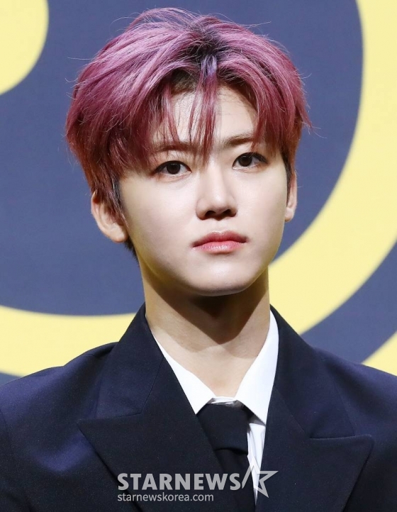 보이 그룹 NCT DREAM(엔시티 드림) 재민이 17일 오후 서울 송파구 롯데호텔 월드에서 진행된 정규 3집 'ISTJ'(아이에스티제이) 발매 기념 기자간담회에 참석해 포즈를 취하고 있다. 이번 앨범명과 동명의 타이틀 곡 'ISTJ'는 하이브리드 힙합 댄스 곡으로 가사에는 MBTI의 정형화된 틀을 깨고, ISTJ인 상대를 해석하는 나만의 방법을 가졌다는 ENFP의 자신감에 찬 이야기를 담았으며 NCT DREAM만의 색깔로 해석한 MBTI는 어떤 매력일지 궁금증을 고조시킨다. 2023.07.17 /사진=김창현 기자 chmt@