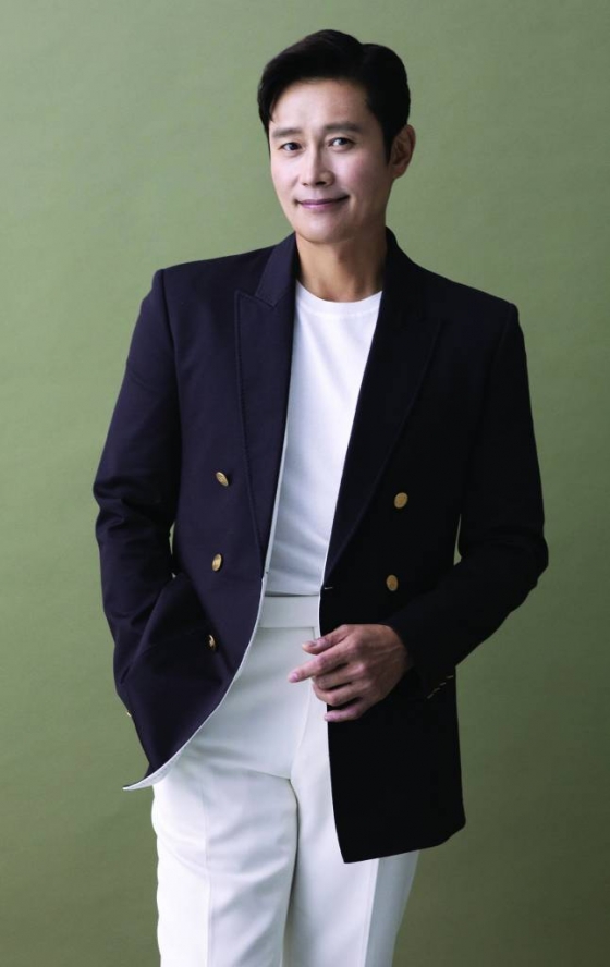 영화 '콘크리트 유토피아'(감독 엄태화)의 주연배우 이병헌이 1일 진행된 인터뷰를 위해 포즈를 취하고 있다. /사진제공=BH엔터테인먼트2023.08.01 /사진=이동훈