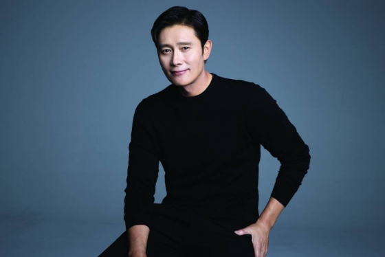 영화 '콘크리트 유토피아'(감독 엄태화)의 주연배우 이병헌이 1일 진행된 인터뷰를 위해 포즈를 취하고 있다. /사진제공=BH엔터테인먼트 2023.08.01 /사진=이동훈