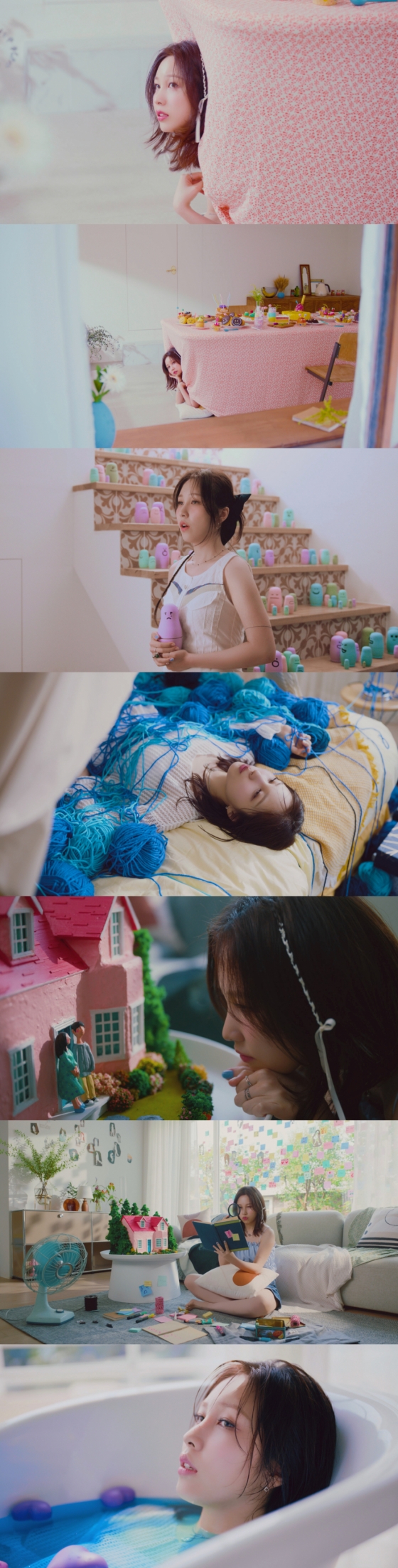 /사진=권진아 'Love Me Love Me' 뮤직비디오