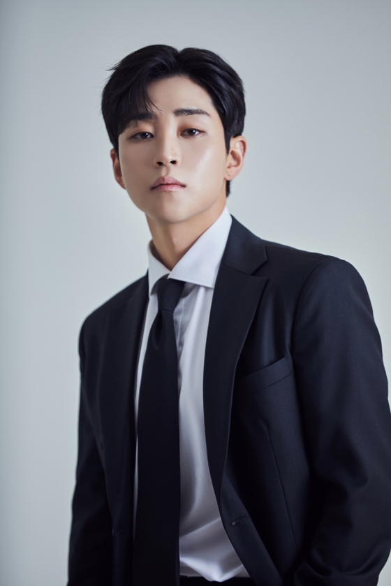 딘딘 /사진제공 = 슈퍼벨컴퍼니