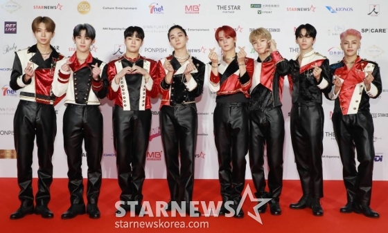 그룹 TFN이 13일 오후 일본 나고야 니혼가이시홀에서 열린 스타뉴스-미디어보이 주최 '2022 Asia Artist Awards IN JAPAN'(2022 아시아 아티스트 어워즈, 이하 2022 AAA) 레드카펫 행사에 참석해 포즈를 취하고 있다. 스타뉴스와 미디어보이가 주최하고 Asia Artist Awards 조직위원회와 더스타파트너, 컬쳐 엔터테인먼트가 공동 주관한 글로벌 NO.1 시상식 '2022 AAA'는 올 한 해 동안 국내외에서 많은 사랑을 받은 가수, 배우들이 참석해 눈을 뗄 수 없는 화려한 글로벌 축제의 장을 펼쳤다. /2022.12.13 /사진=이동훈 기자 photoguy@