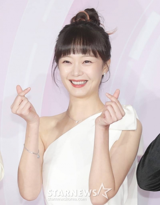 '런닝맨' 배우 전소민이 17일 오후 서울 마포구 상암동 SBS프리즘타워에서 진행된 '2022 SBS 연예대상'에 참석해 포즈를 취하고 있다. 2022.12.17 /사진=김창현 기자 chmt@