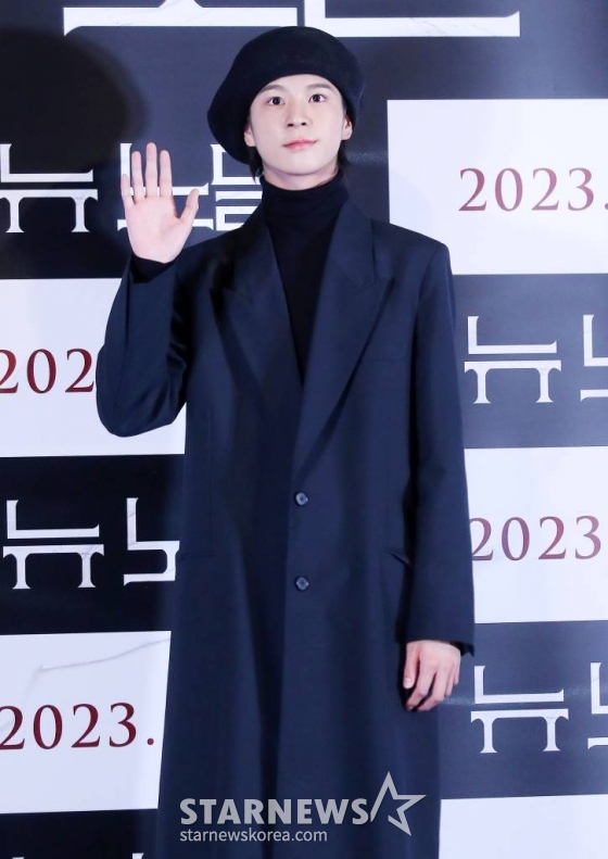 가수 겸 배우 정동원이 27일 오후 서울 용산구 아이파크몰 CGV에서 진행된 영화 '뉴 노멀' 언론시사회 및 기자간담회에 참석해 포즈를 취하고 있다.  '뉴 노멀'은 공포가 일상이 되어 버린 새로운 시대에 도착한 웰메이드 말세 스릴러다. 2023.10.27 /사진=김창현