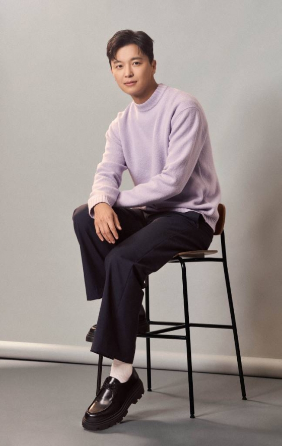 넷플릭스 오리지널 시리즈 '정신병동에도 아침이 와요'의 배우 연우진이 9일 오전 진행된 인터뷰를 위해 포즈를 취하고 있다. /사진제공=넷플릭스 2023.11.09 /사진=이동훈