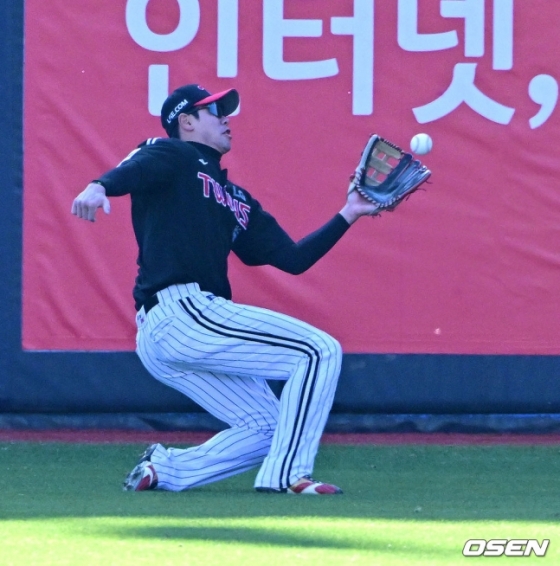 LG 홍창기.