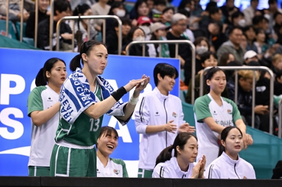 하나원큐 선수단. /사진=WKBL