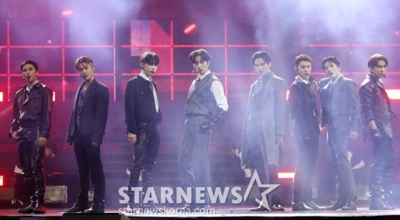 그룹 더보이즈가 14일 필리핀 아레나에서 열린 '2023 아시아 아티스트 어워즈 인 필리핀'(2023 Asia Artist Awards IN THE PHILIPPINES, 이하 '2023 AAA')에서 멋진 무대를 선보이고 있다. '2023 AAA'는 스타뉴스가 주최하고 Asia Artist Awards 조직위원회, TONZ 엔터테인먼트, PULP Live World가 공동 주관한다. 그룹 아이브(IVE) 장원영, 가수 강다니엘, 그룹 제로베이스원 성한빈이 MC를 맡았다. 2023.12.14 /사진=김창현