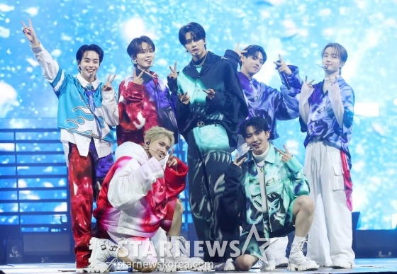 그룹 템페스트가 14일 필리핀 아레나에서 열린 '2023 아시아 아티스트 어워즈 인 필리핀'(2023 Asia Artist Awards IN THE PHILIPPINES, 이하 '2023 AAA')에서 멋진 무대를 선보이고 있다. '2023 AAA'는 스타뉴스가 주최하고 Asia Artist Awards 조직위원회, TONZ 엔터테인먼트, PULP Live World가 공동 주관한다. 그룹 아이브(IVE) 장원영, 가수 강다니엘, 그룹 제로베이스원 성한빈이 MC를 맡았다. 2023.12.14 /사진=김창현