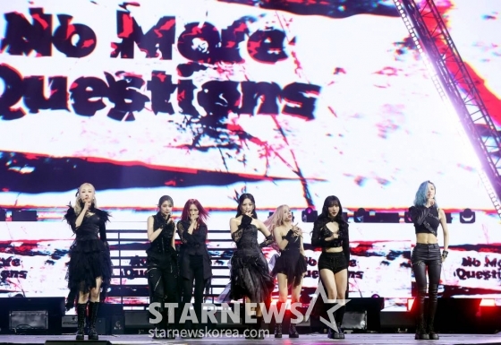 걸그룹 드림캐쳐(Dreamcatcher)가 지난 14일 필리핀 아레나에서 열린 '2023 아시아 아티스트 어워즈 인 필리핀'(2023 Asia Artist Awards IN THE PHILIPPINES, 이하 '2023 AAA')에서 멋진 무대를 선보이고 있다.  드림캐쳐는 '2023 AAA'에서 AAA 베스트 초이스를 수상했다.   /사진=김창현