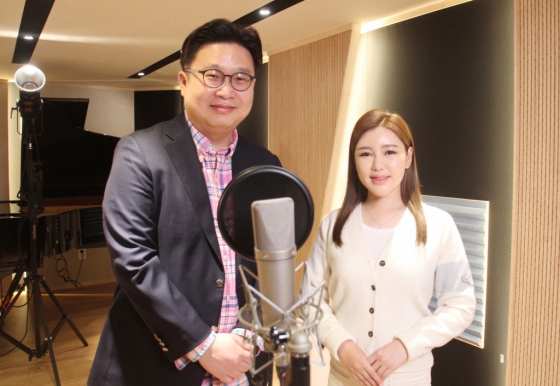 서경덕(왼쪽)과 송가인 /사진제공=성신여대 창의융합학부 서경덕 교수팀