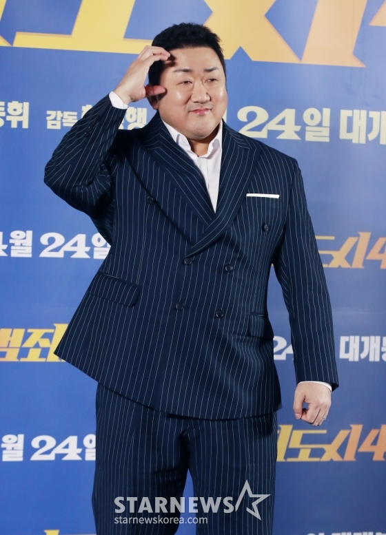 배우 마동석이 11일 오전 서울 메가박스 성수점에서 진행된 영화 '범죄도시4'(감독 허명행) 제작발표회에 참석해 포즈를 취하고 있다. /2024.03.11 /사진=이동훈