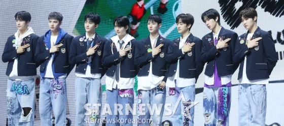 그룹 루네이트(LUN8)가 13일 오후 서울 광진구 예스24 라이브홀에서 진행된 두 번째 미니앨범 'BUFF'(버프) 발매 기념 쇼케이스에 참석해 포즈를 취하고 있다. 루네이트의 이번 앨범에는 타이틀곡 'SUPER POWER'를 포함해 완성도 높은 총 6곡이 수록된 만큼 루네이트의 한층 더 업그레이드된 음악성을 만나볼 수 있다. 2024.03.13 /사진=김창현