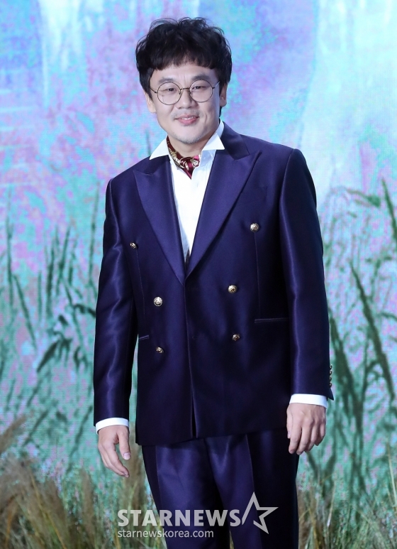 배우 김인권이 26일 오전 서울 용산구 드래곤 시티에서 진행된 넷플릭스 시리즈 '기생수: 더 그레이' 제작발표회에 참석해 포즈를 취하고 있다. '기생수: 더 그레이'는 인간을 숙주로 삼아 세력을 확장하려는 기생생물들이 등장하자 이를 저지하려는 전담팀 '더 그레이'의 작전이 시작되고, 이 가운데 기생생물과 공생하게 된 인간 '수인'의 이야기를 그린다. 4월 5일 공개. 2024.03.26 /사진=김창현
