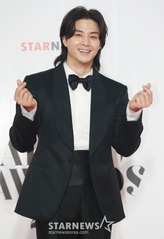 배우 김지훈이 14일 필리핀 아레나에서 열린 '2023 아시아 아티스트 어워즈 인 필리핀'(2023 Asia Artist Awards IN THE PHILIPPINES, 이하 '2023 AAA') 레드카펫 행사에 참석해 포즈를 취하고 있다.  '2023 AAA'는 스타뉴스가 주최하고 Asia Artist Awards 조직위원회, TONZ 엔터테인먼트, PULP Live World가 공동 주관한다. 그룹 아이브(IVE) 장원영, 가수 강다니엘, 그룹 제로베이스원 성한빈이 MC를 맡았다. 2023.12.14 /사진=이동훈
