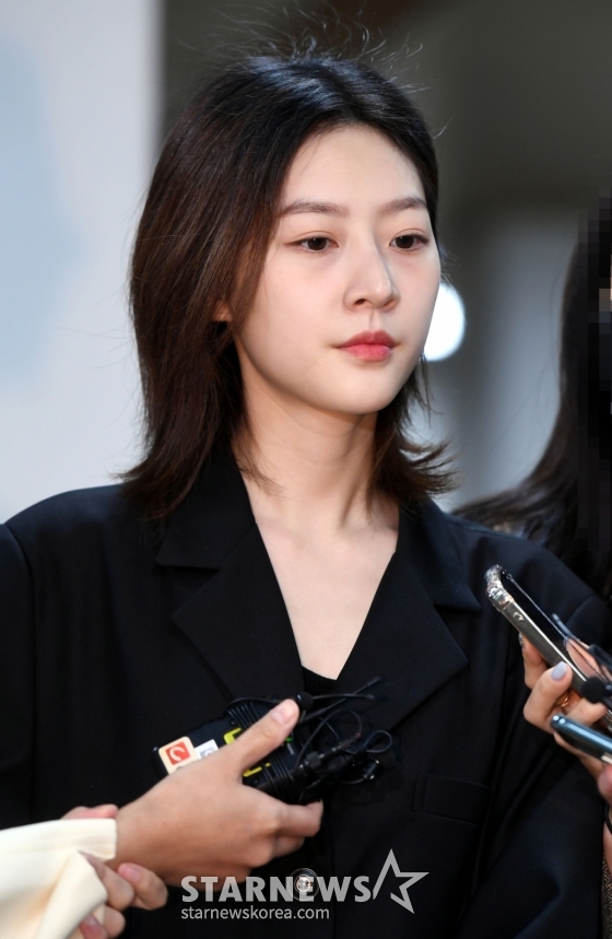 김새론