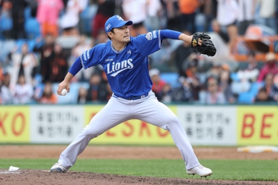 삼성 라이온즈 투수 임창민이 21일 대전 한화생명이글스파크에서 열린 한화 이글스와 방문경기에서 7회말 구원 등판해 역투하고 있다. /사진=삼성 라이온즈