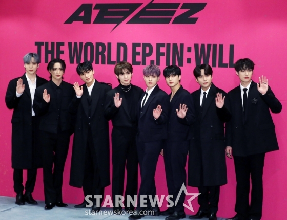 그룹 에이티즈(ATEEZ)가 1일 오전 서울 강남구 신사동 안다즈 서울 강남에서 진행된 정규 2집 '더 월드 에피소드 파이널 : 윌(THE WORLD EP FIN : WILL)' 발매 기념 기자간담회에 참석해 포즈를 취하고 있다. 2023.12.01 /사진=김창현