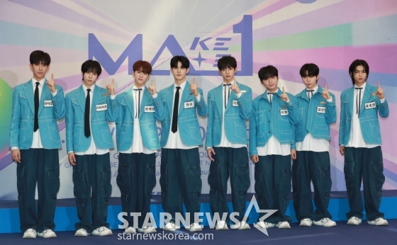 참가자 천샤우포, 지아하오, 정재영, 카이, 기형준, 이장희, 김선엽, 윤호현이 8일 오전 서울 여의도 KBS에서 진행된 2TV 예능 '메이크메이트원'(MA1) 제작발표회에 참석해 포즈를 취하고 있다. '꿈꾸던 무대를 만들기 위해(MAKE) 친구(MATE)와 하나(ONE) 되는 시간'이라는 의미를 담은 글로벌 아이돌 데뷔 프로젝트 프로그램 '메이크메이트원'은 오는 15일 첫 방송된다. /2024.05.08 /사진=이동훈