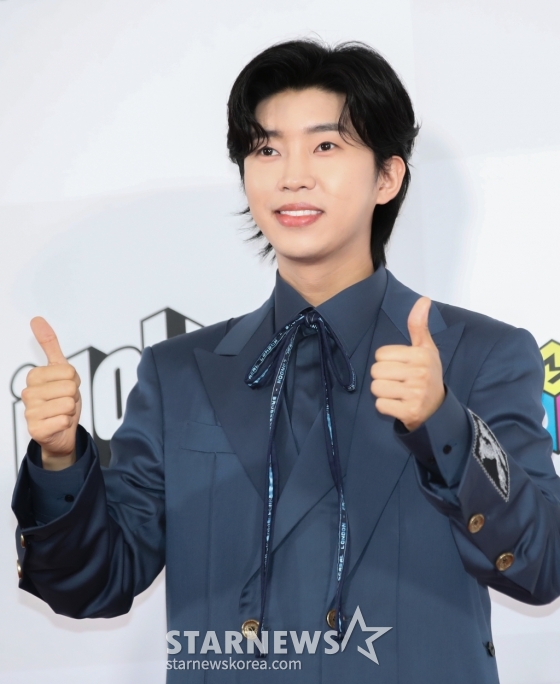 (서울=뉴스1) 권현진 기자 = 가수 임영웅이 10일 오후 인천 남동구 소래로 인천남동체육관에서 열린 '2023 더팩트 뮤직 어워즈'(2023 TMA) 레드카펫 행사에 참석해 포즈를 취하고 있다. 2023.10.10/뉴스1 Copyright (C) 뉴스1. All rights reserved. 무단 전재 및 재배포, AI학습 이용 금지. /사진=(인천=뉴스1) 권현진 기자