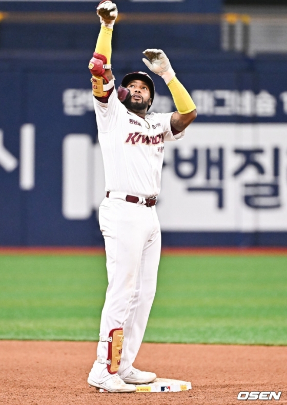 로니 도슨.