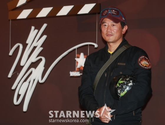 배우 박상민이 7일 오후 서울 메가박스 성수에서 진행된 강수연 추모전 '영화롭게 오랫동안'에 참석해 포즈를 취하고 있다. /2023.05.07 /사진=이동훈 기자