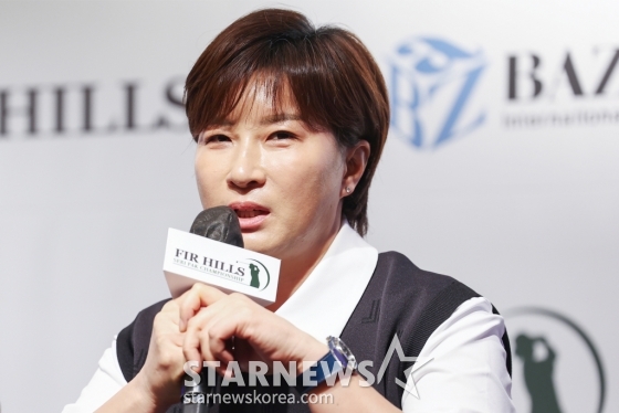 (서울=뉴스1) 민경석 기자 = 박세리 전 여자 골프 국가대표팀 감독이 19일 오전 서울 중구 웨스틴조선호텔에서 열린 '퍼힐스 박세리 챔피언십(FIR HILLS SERI PAK Championship)' 기자간담회에서 소감을 밝히고 있다. 퍼힐 박세리 챔피언십은 오는 3월 21일(현지시간)부터 나흘간 캘리포니아 팔로스버디스의 팔로스버디스 골프클럽에서 총상금 200만 달러 규모로 개최된다. 미국여자프로골프(LPGA) 투어에서 한국 선수 이름을 건 대회가 열리는 건 LPGA 역사상 처음이다. 2024.2.19/뉴스1 Copyrig /사진=(서울=뉴스1) 민경석 기자