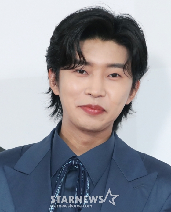 (서울=뉴스1) 권현진 기자 = 가수 임영웅이 10일 오후 인천 남동구 소래로 인천남동체육관에서 열린 '2023 더팩트 뮤직 어워즈'(2023 TMA) 레드카펫 행사에 참석해 미소를 짓고 있다. 2023.10.10/뉴스1  Copyright (C) 뉴스1. All rights reserved. 무단 전재 및 재배포,  AI학습 이용 금지. /사진=(인천=뉴스1) 권현진 기자