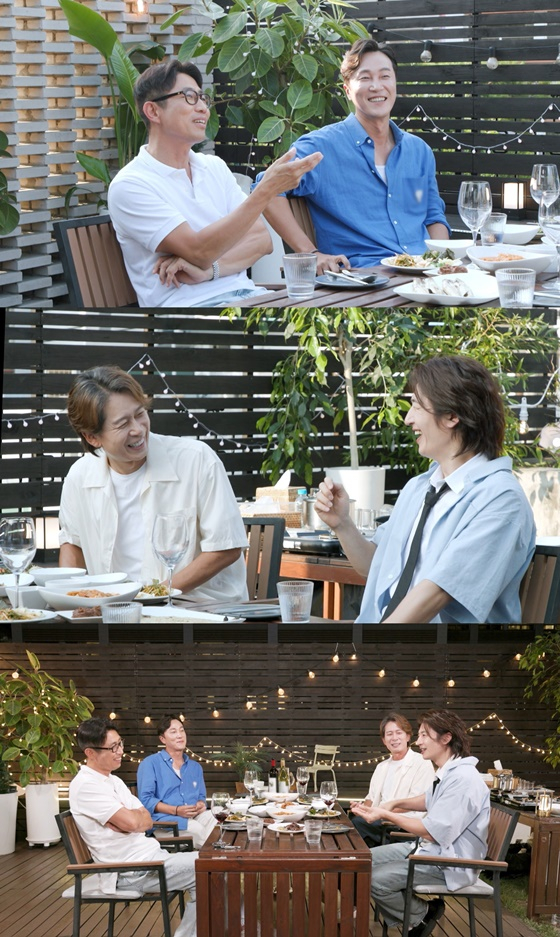 '절친 토큐멘터리-4인용 식탁'