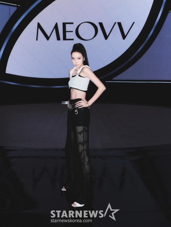 걸그룹 '미야오'(MEOW) 나린이 6일 오후 온라인으로 진행된 데뷔 싱글 앨범 '미야오' 발매 기념 쇼케이스에서 포즈를 취하고 있다. /사진제공=더블랙레이블 2024.09.06 /사진=이동훈