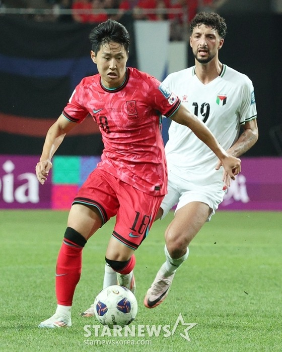 이강인(왼쪽). /사진=김진경 대기자