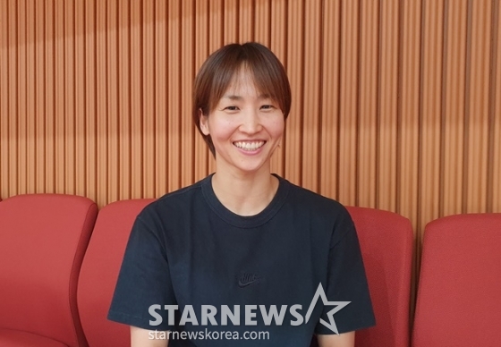 BNK 이이지마 사키가 스타뉴스와 인터뷰를 하고 있다. /사진=양정웅 기자