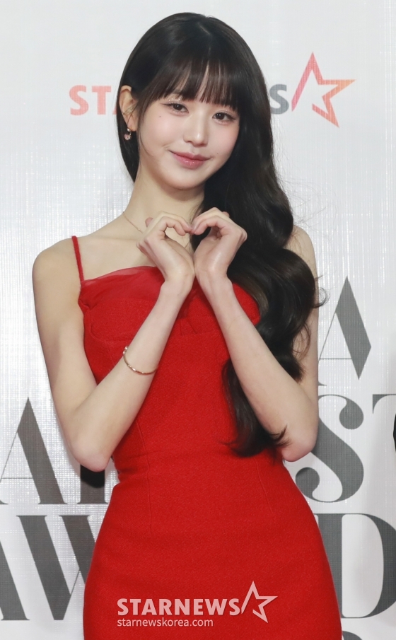 아이브 장원영이 14일 필리핀 아레나에서 열린 '2023 아시아 아티스트 어워즈 인 필리핀'(2023 Asia Artist Awards IN THE PHILIPPINES, 이하 '2023 AAA') 레드카펫 행사에 참석해 포즈를 취하고 있다. '2023 AAA'는 스타뉴스가 주최하고 Asia Artist Awards 조직위원회, TONZ 엔터테인먼트, PULP Live World가 공동 주관한다. 그룹 아이브(IVE) 장원영, 가수 강다니엘, 그룹 제로베이스원 성한빈이 MC를 맡았다. 2023.12.14 /사진=이동훈